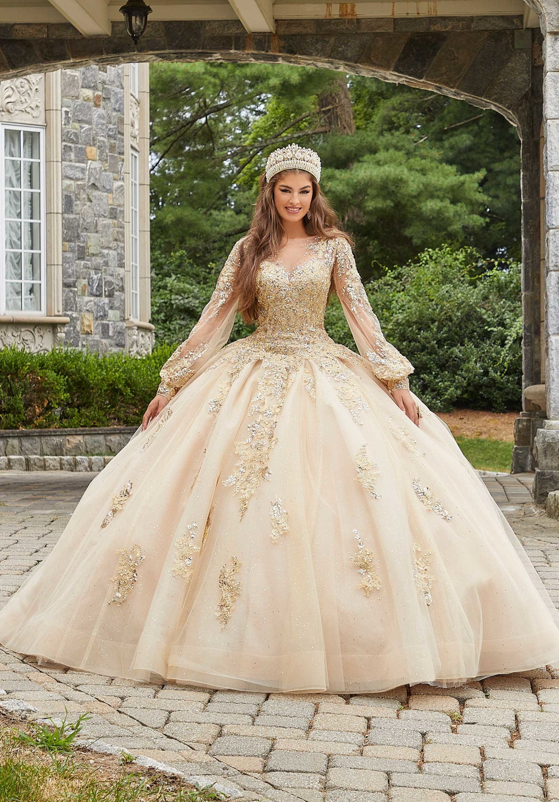 Crystal Beaded Lace Quinceañera Dress with Keyhole Back