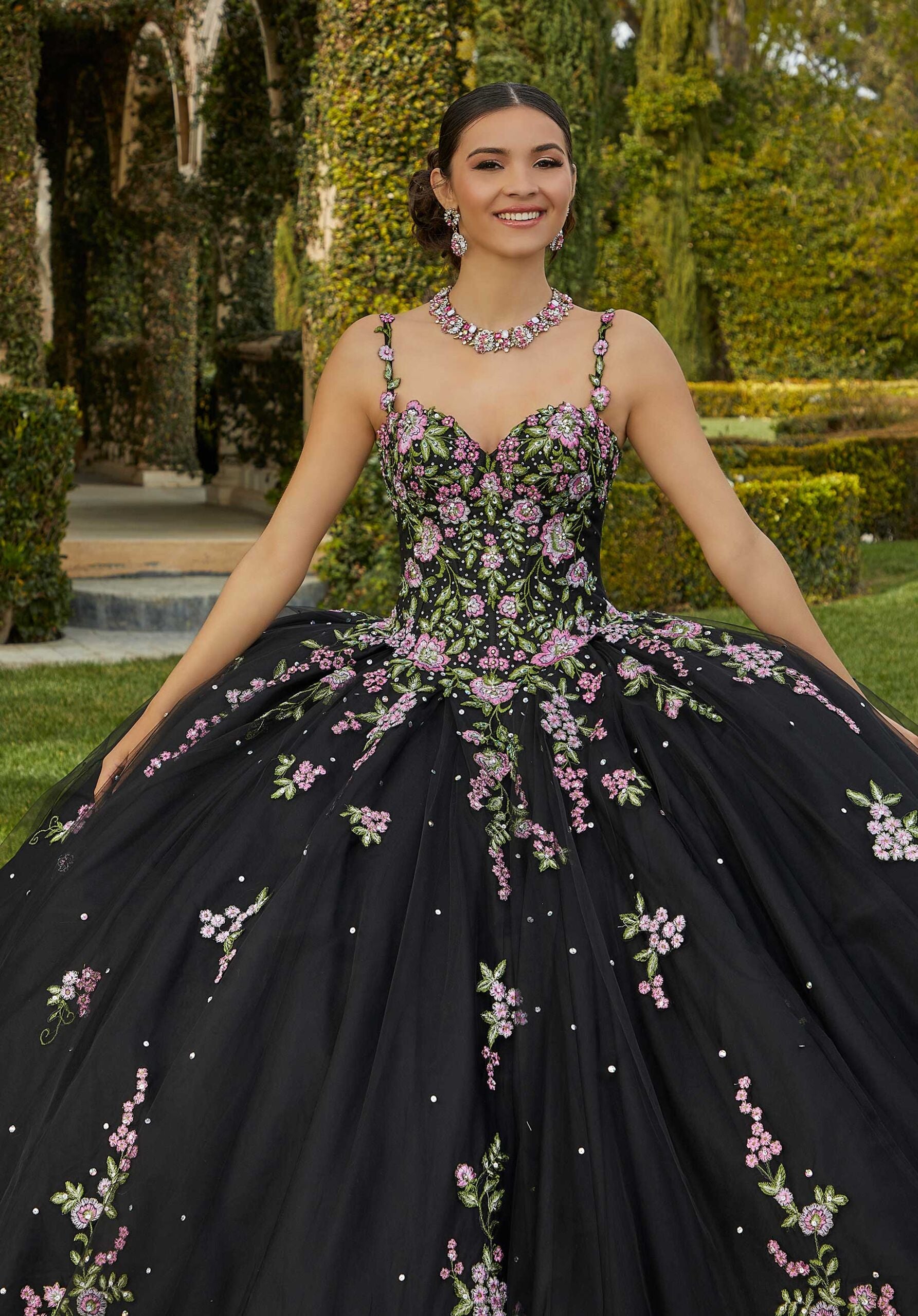 Crystal Beaded Contrasting Embroidered Quniceañera Dress