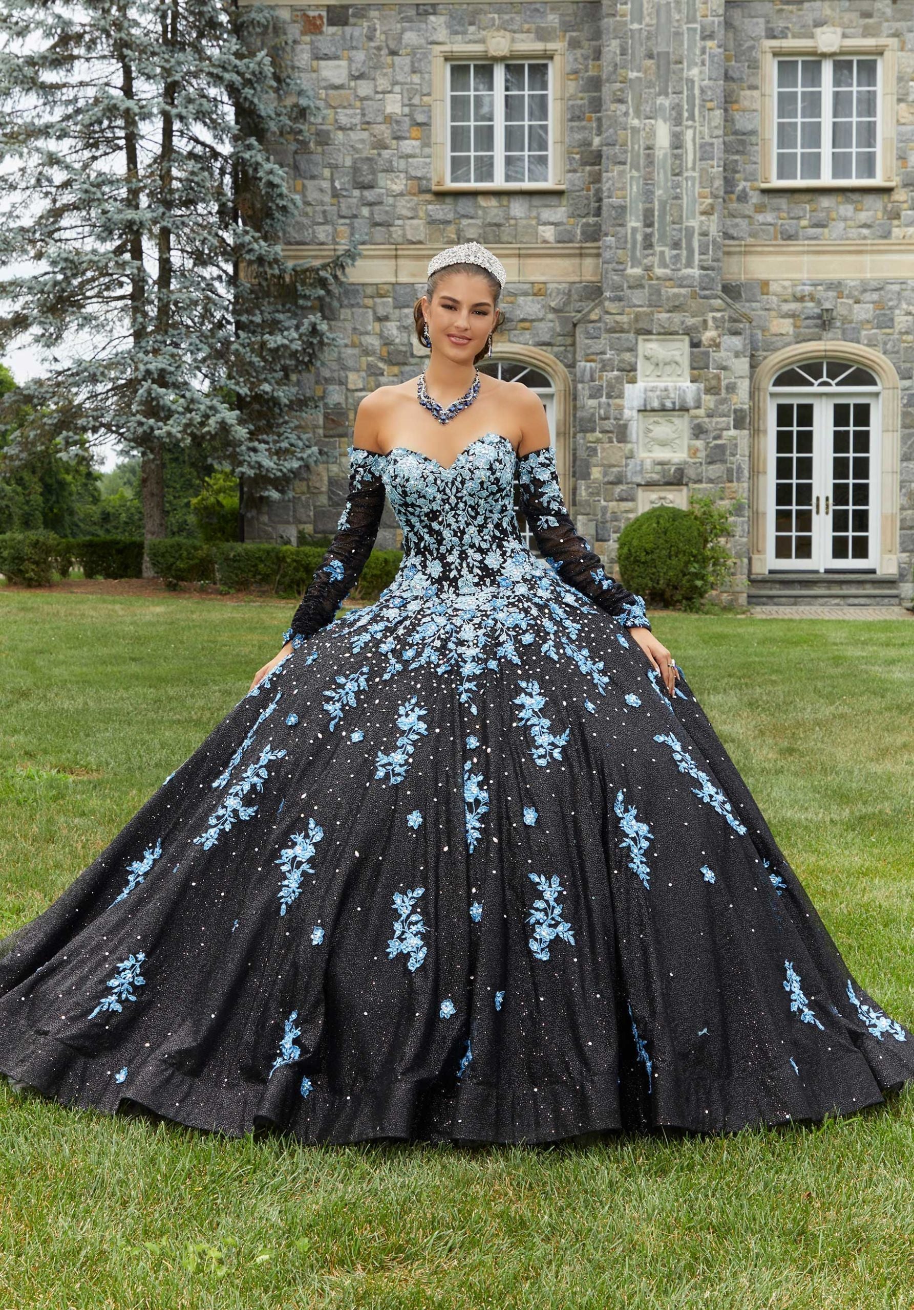 Contrasting Ombre Embroidered Quinceañera Dress
