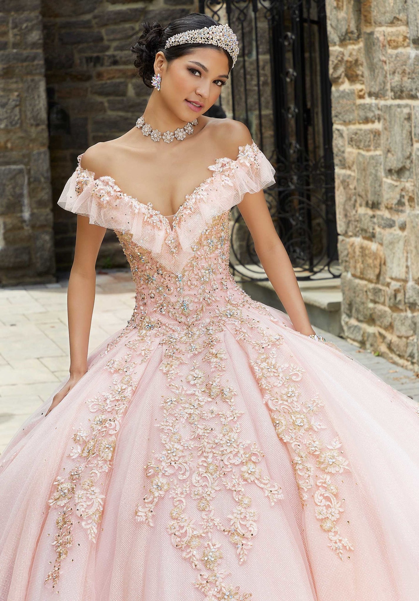 Gold Edged Pleated Tulle Quinceañera Dress