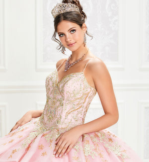 Puffy quinceanera dress with beautiful golden lace