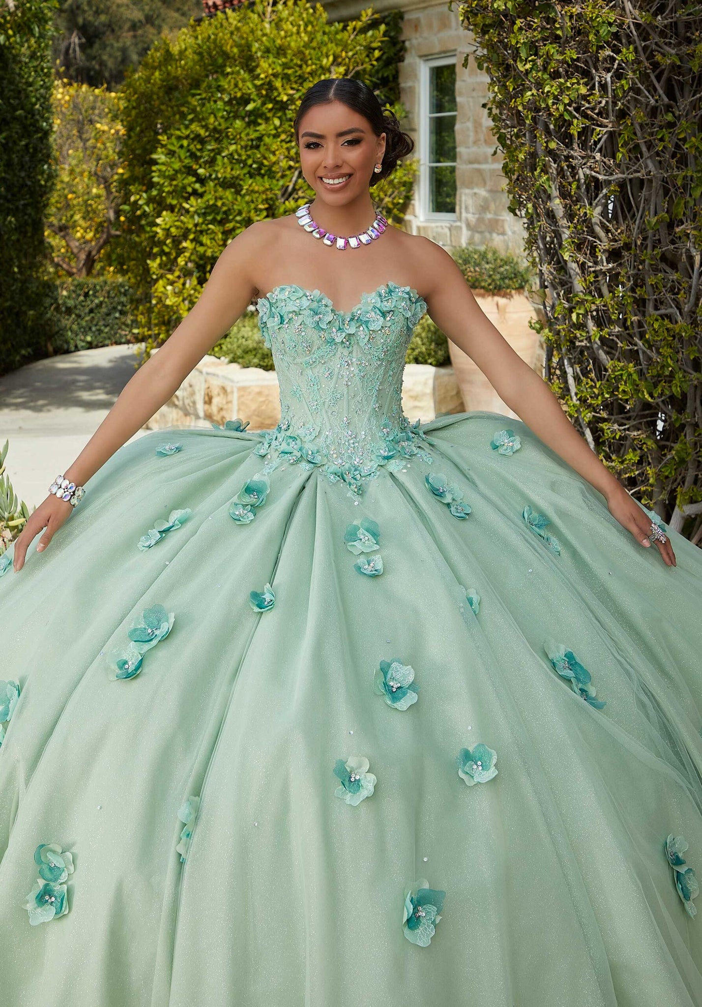 Chantilly Lace Quinceañera Dress with Floral Appliqués
