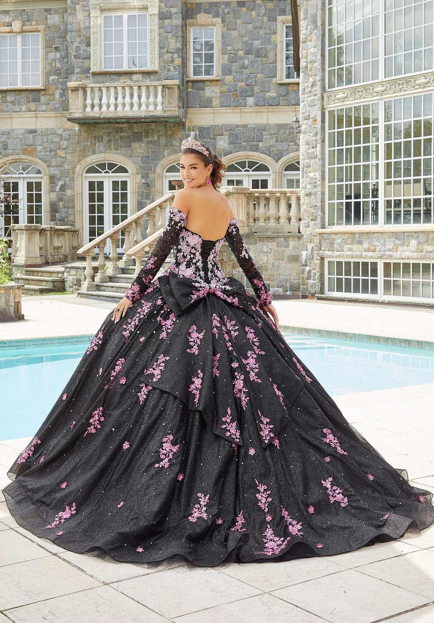 Contrasting Ombre Embroidered Quinceañera Dress