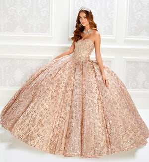 Sparkling strapless quinceanera dress with embroidered lace